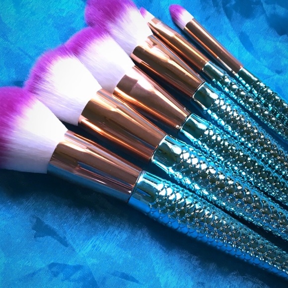 6pc Mermaid makeup Brush Set - Picture 1 of 3